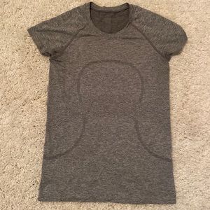 Lululemon athletica Swiftly Tech Short Sleeve Shirt | 8